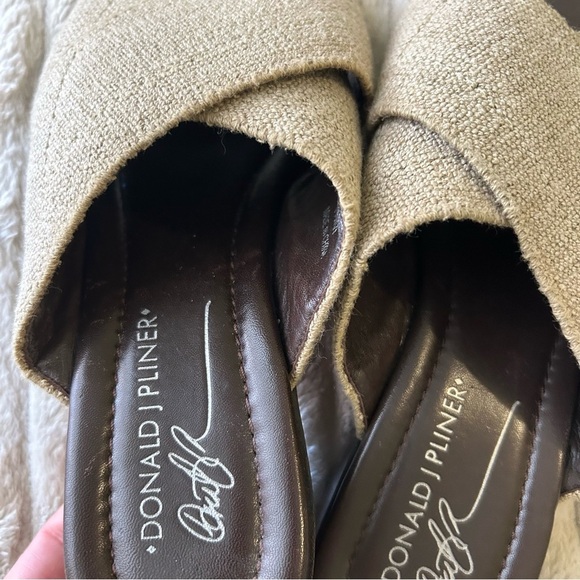 Donald J. Pliner sandals - Picture 4 of 7